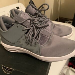 Men's Gray Athletic Shoes